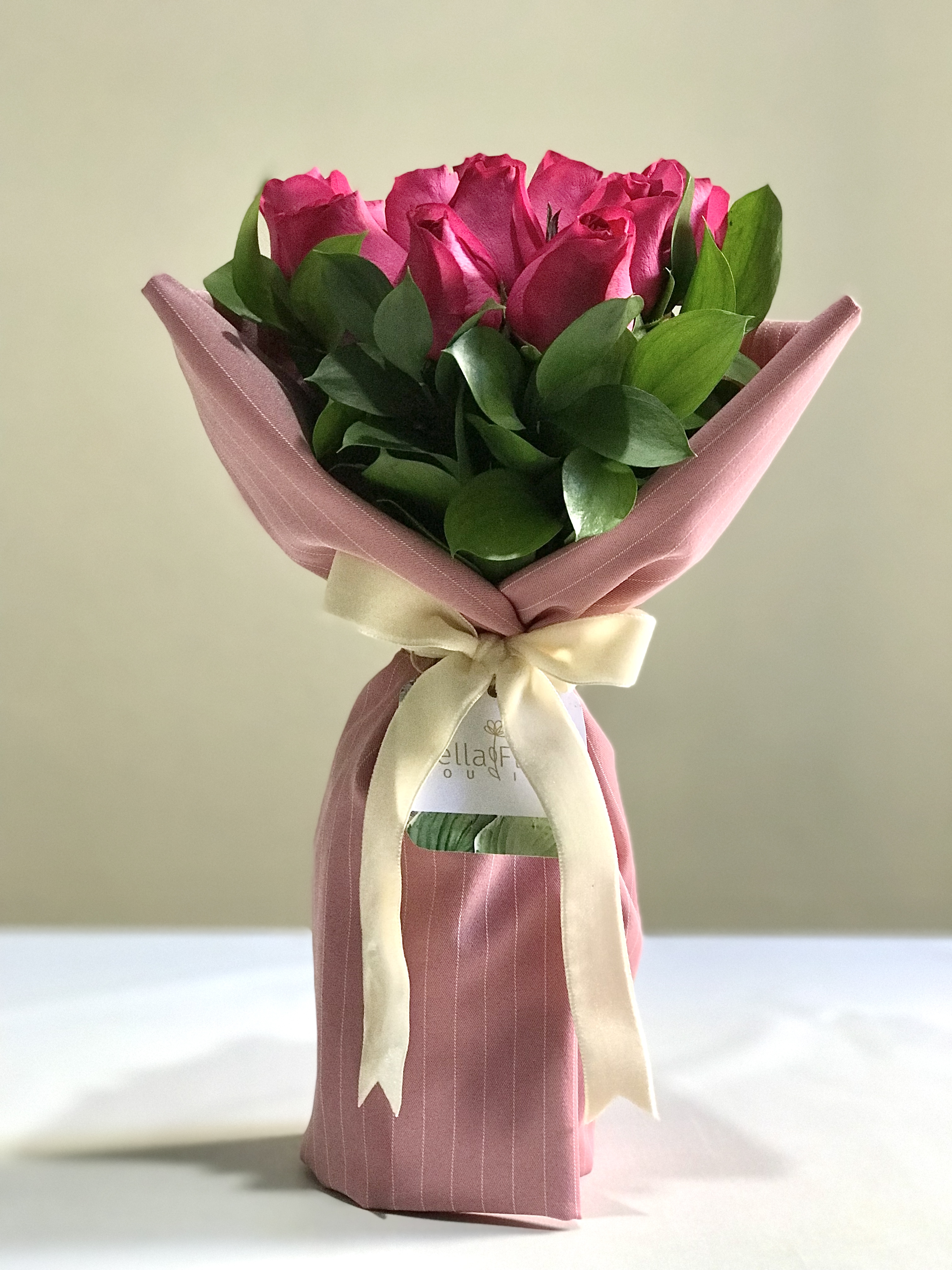 Safira - Buquê com 20 Rosas Naturais